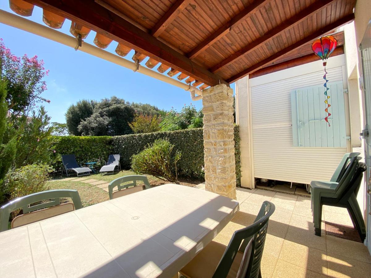 Villa "Les Jardins De Saint Palais Sur Mer" Екстериор снимка