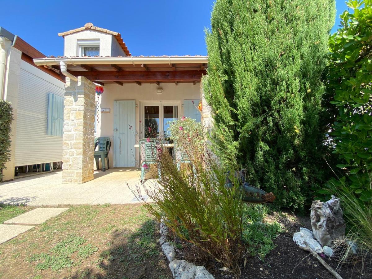 Villa "Les Jardins De Saint Palais Sur Mer" Екстериор снимка