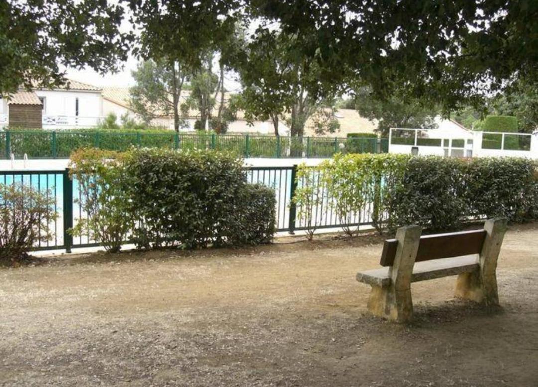 Villa "Les Jardins De Saint Palais Sur Mer" Екстериор снимка