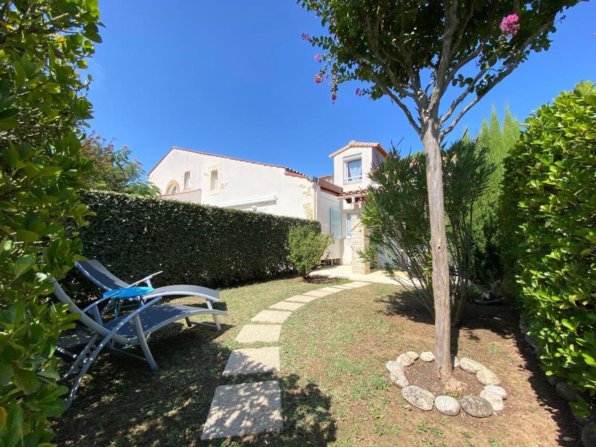 Villa "Les Jardins De Saint Palais Sur Mer" Екстериор снимка